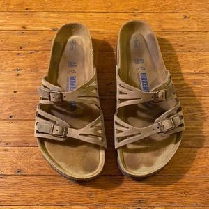 Birkenstock Granada Soft Footbed: Tobacco Brown